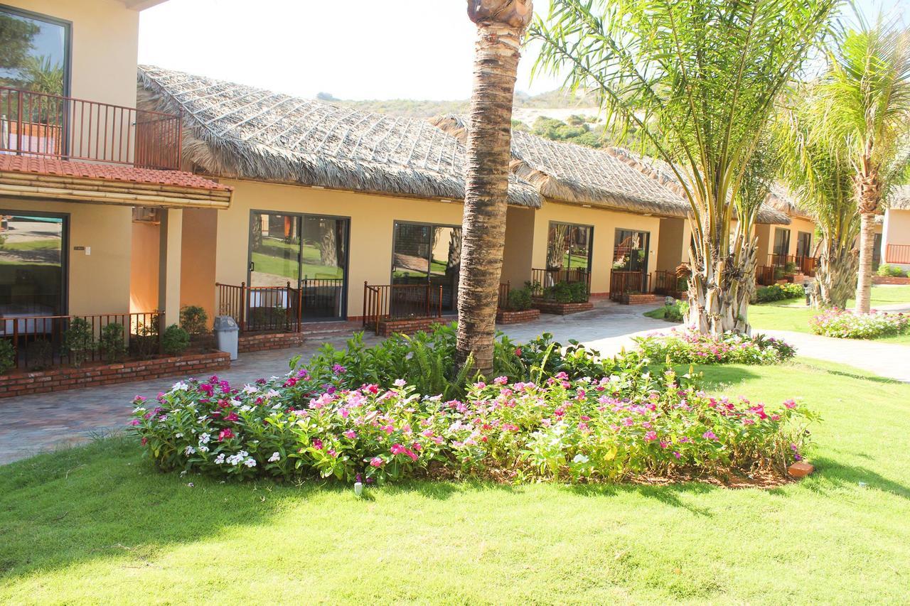 Eagles Beach Resort Phan Thiet Kültér fotó