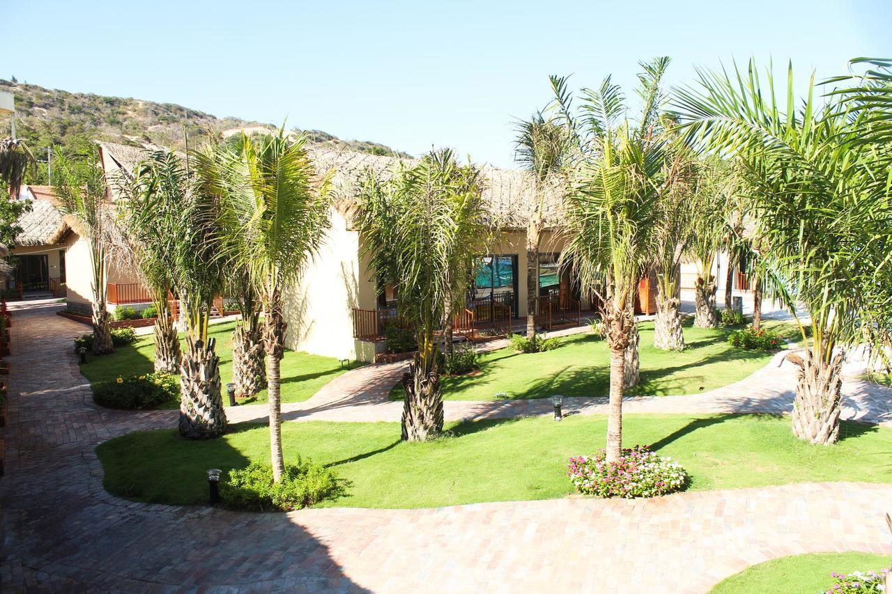 Eagles Beach Resort Phan Thiet Kültér fotó