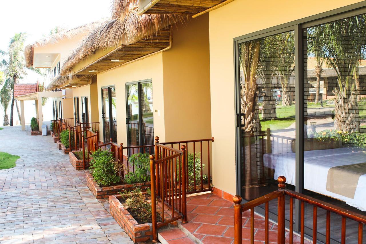 Eagles Beach Resort Phan Thiet Kültér fotó