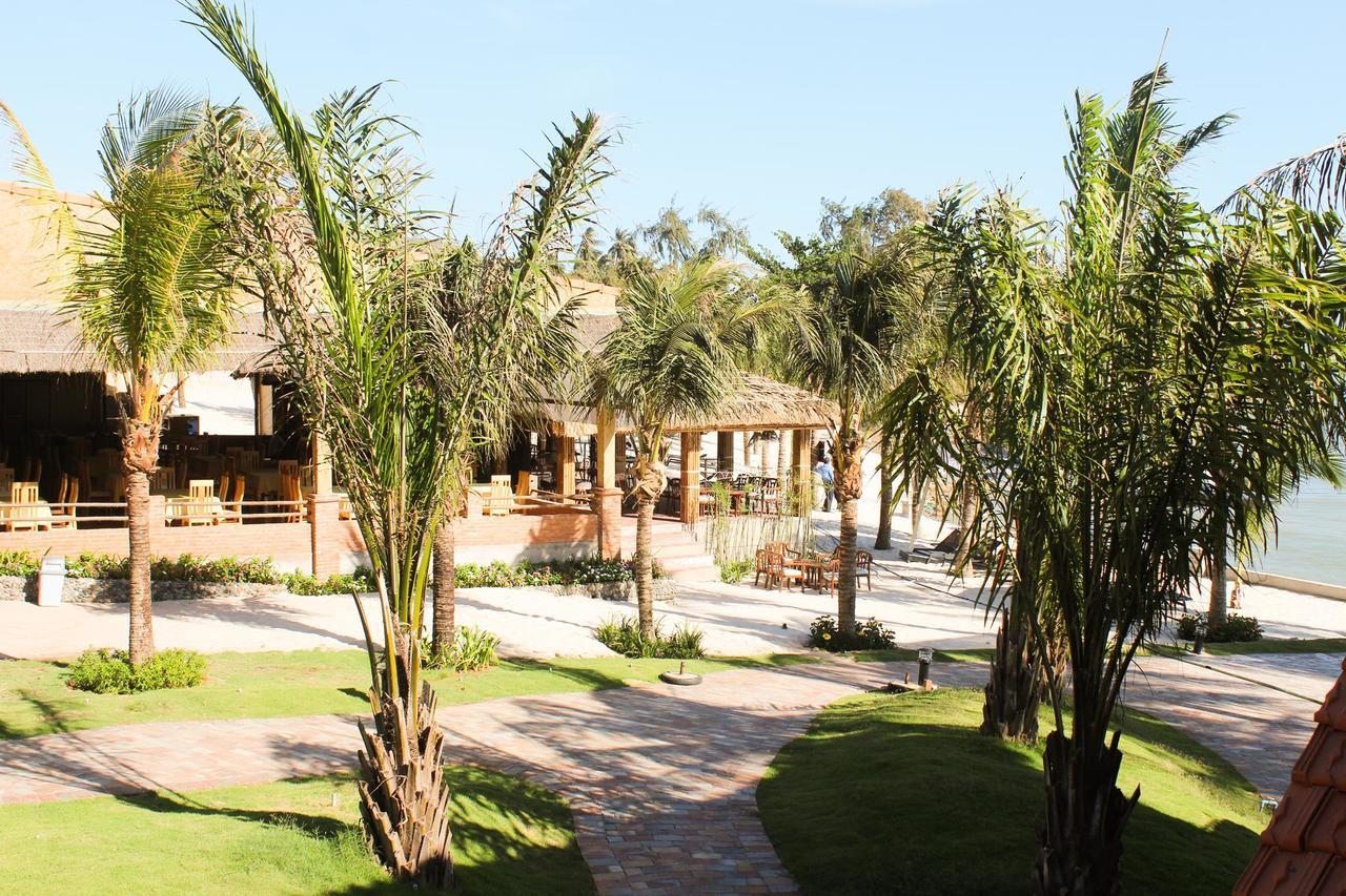 Eagles Beach Resort Phan Thiet Kültér fotó